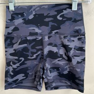 ECHT CAMO Athletic Biker Shorts S